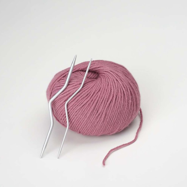 Addi flätstickor av hög kvalitet – perfekt för ditt nästa kreativa projekt. Alltid med snabb leverans och trygga betalningar.