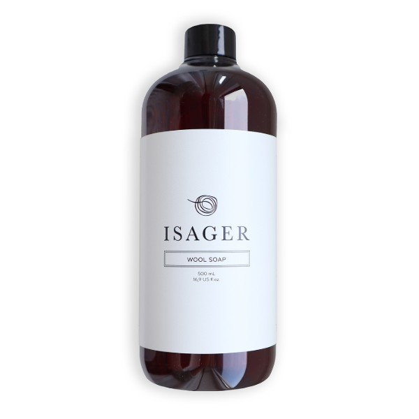 Isager Wool Soap 500ml av hög kvalitet – perfekt för ditt nästa kreativa projekt. Alltid med snabb leverans och trygga betalningar.