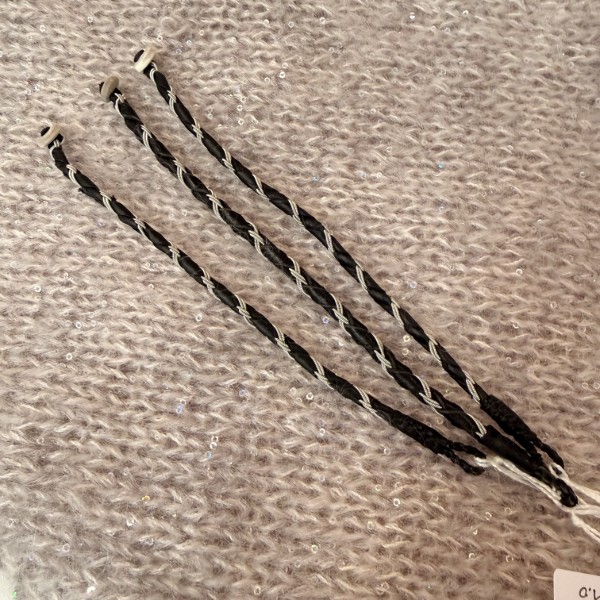 Tennarmband Sara svart 17,0 cm av hög kvalitet – perfekt för ditt nästa kreativa projekt. Alltid med snabb leverans och trygga betalningar.