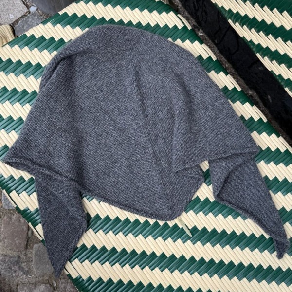 Garn-Kit Uma Scarf av hög kvalitet – perfekt för ditt nästa kreativa projekt. Alltid med snabb leverans och trygga betalningar.