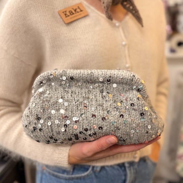 Garn-Kit Bling Clutch av hög kvalitet – perfekt för ditt nästa kreativa projekt. Alltid med snabb leverans och trygga betalningar.