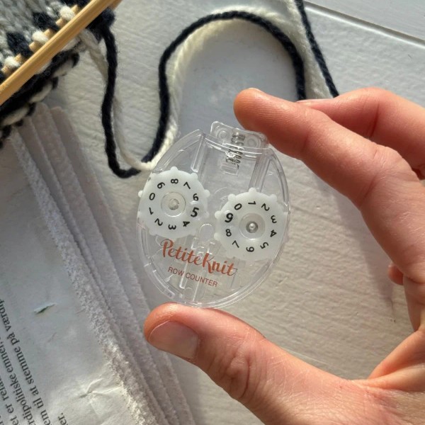 PetiteKnit Row Counter av hög kvalitet – perfekt för ditt nästa kreativa projekt. Alltid med snabb leverans och trygga betalningar.