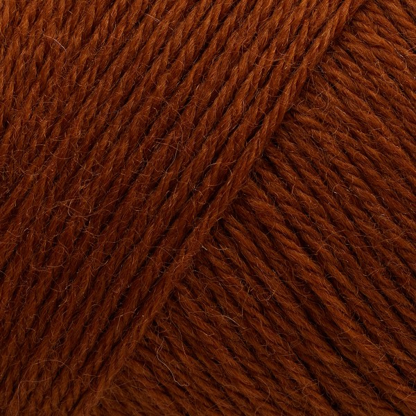 Arwetta Classic 352 red squirrel av hög kvalitet – perfekt för ditt nästa kreativa projekt. Alltid med snabb leverans och trygga betalningar.