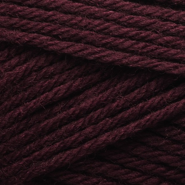 Peruvian Highland Wool 382 dark bordeaux av hög kvalitet – perfekt för ditt nästa kreativa projekt. Alltid med snabb leverans och trygga betalningar.
