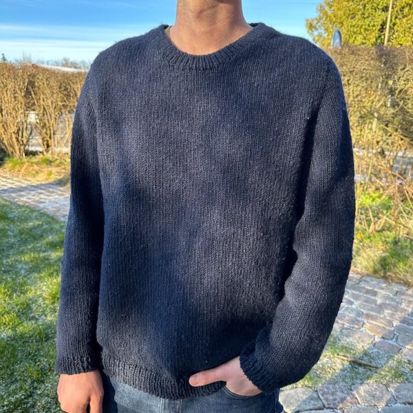 PetiteKnit Mönster Northland Sweater av hög kvalitet – perfekt för ditt nästa kreativa projekt. Alltid med snabb leverans och trygga betalningar.