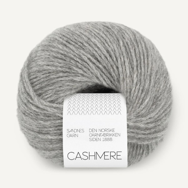 Sandnes Cashmere 1042 grey melange av hög kvalitet – perfekt för ditt nästa kreativa projekt. Alltid med snabb leverans och trygga betalningar.