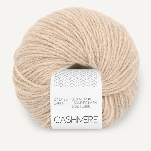 Sandnes Cashmere 3021 beige melange av hög kvalitet – perfekt för ditt nästa kreativa projekt. Alltid med snabb leverans och trygga betalningar.