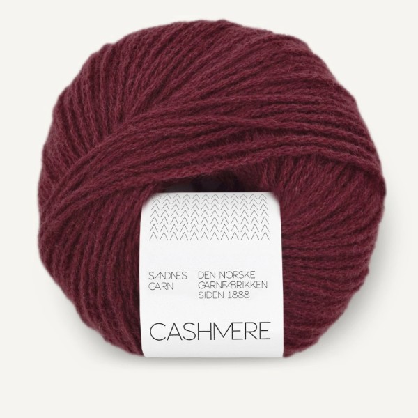 Sandnes Cashmere 4372 burgundy av hög kvalitet – perfekt för ditt nästa kreativa projekt. Alltid med snabb leverans och trygga betalningar.