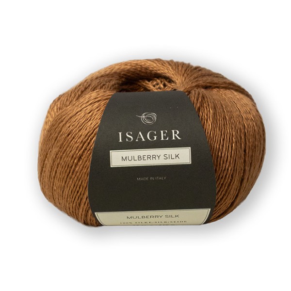 Isager Mulberry Silk Nougat av hög kvalitet – perfekt för ditt nästa kreativa projekt. Alltid med snabb leverans och trygga betalningar.